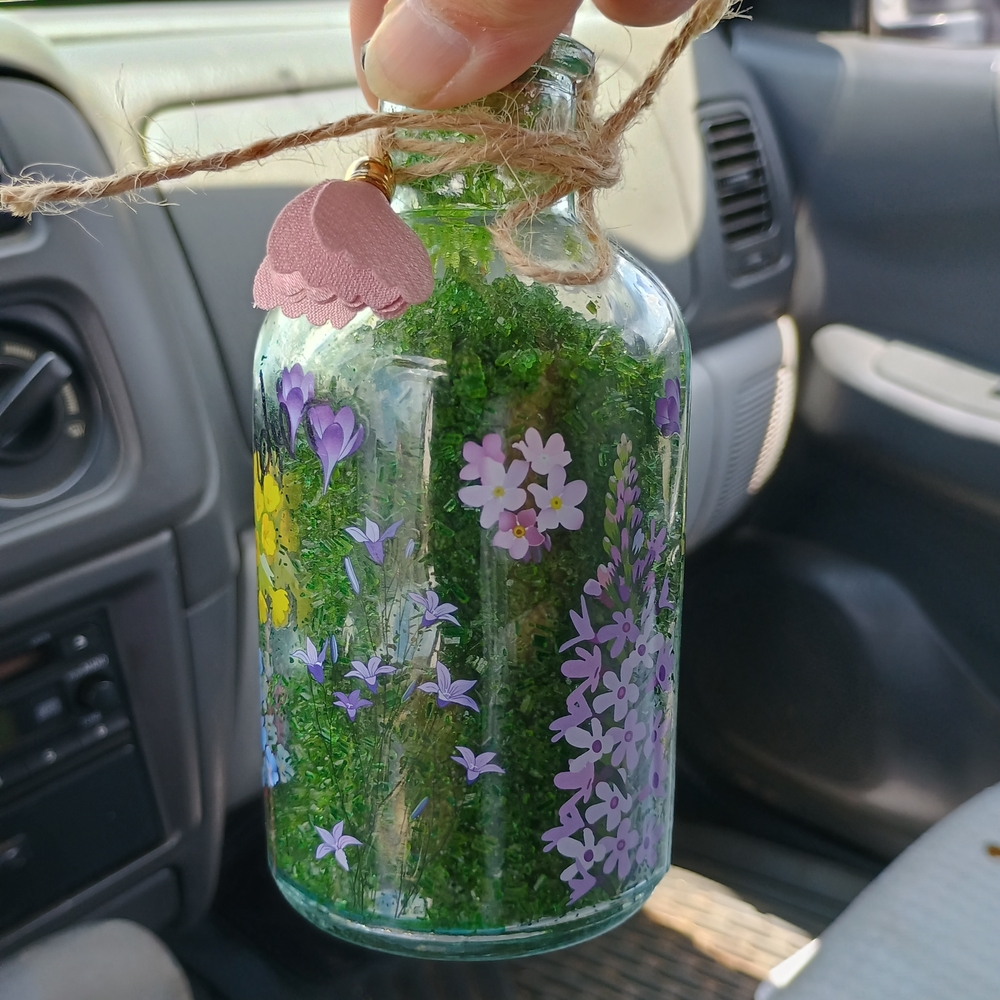 Decorative Glass Bath Bottle with Floral Design